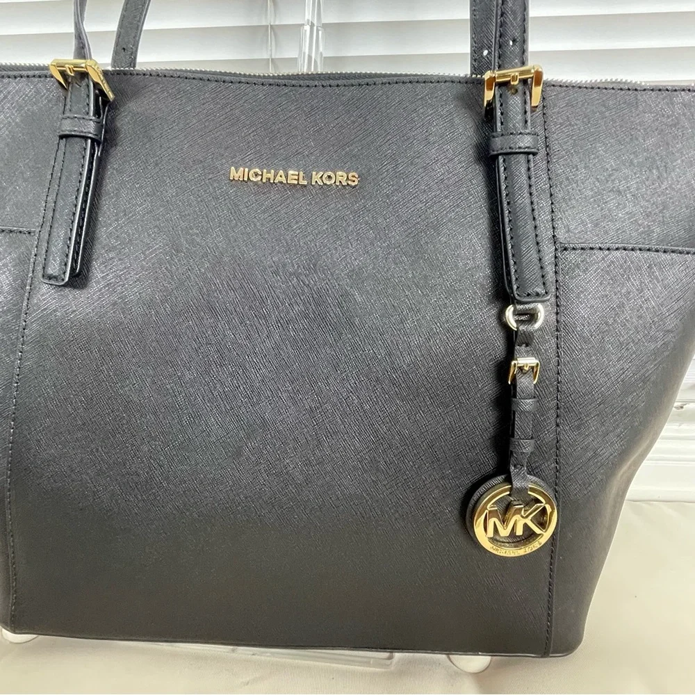 Michael Kors Jet Set East-West Tote Bag - Picture 5 of 9